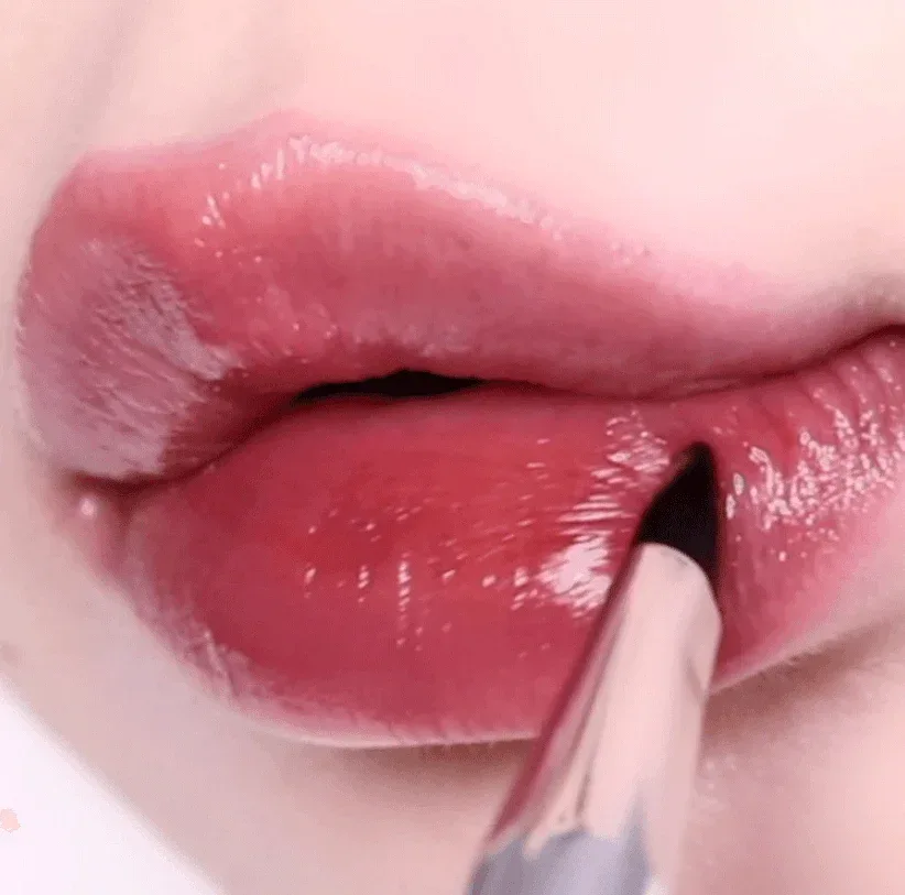 Amuse - Lip and Liner Brush - Image 4