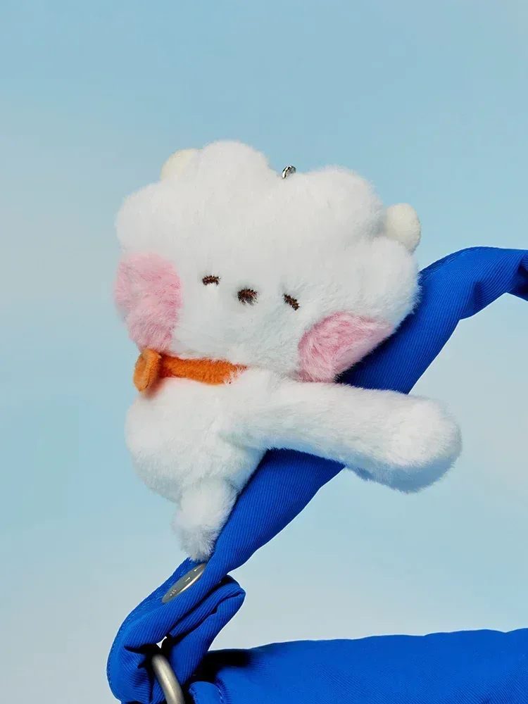 BT21 - Mini Minini Hug Me Magnet Doll Keyring - Image 3
