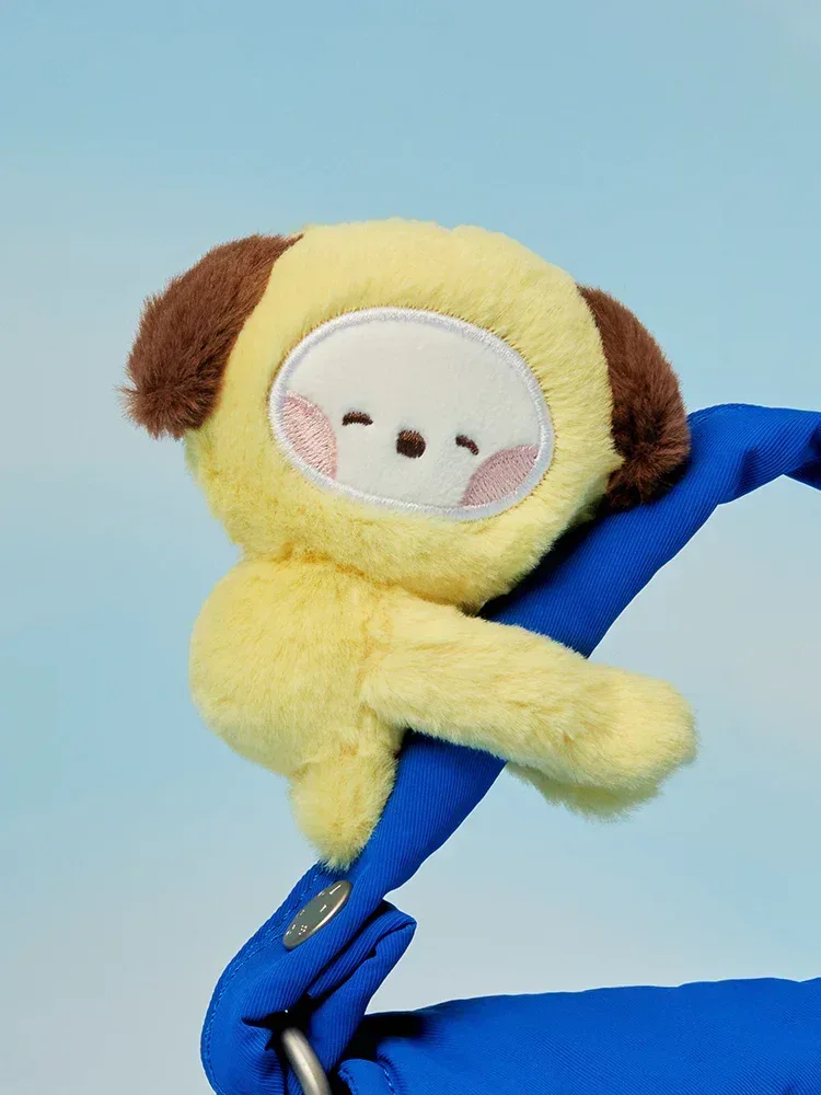 BT21 - Mini Minini Hug Me Magnet Doll Keyring - Image 6
