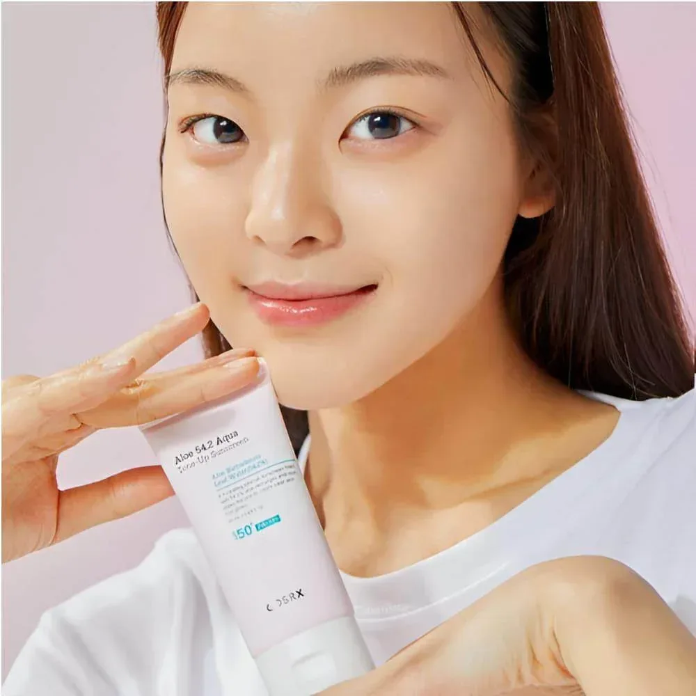 COSRX - Aloe 54.2 Aqua Tone Up Sunscreen SPF50+ PA++++ 50ml - Image 3