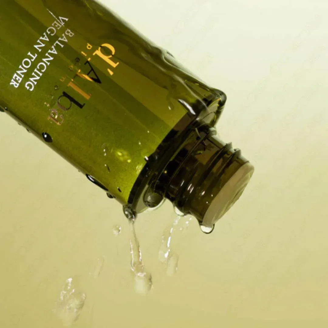 d'Alba - Balancing Vegan Toner 150ml - Image 2
