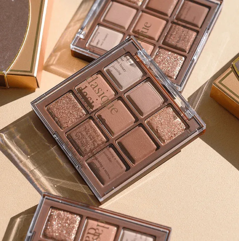 Dasique - 11 Chocolate Fudge Shadow Palette Blooming Mood Collection - Image 4