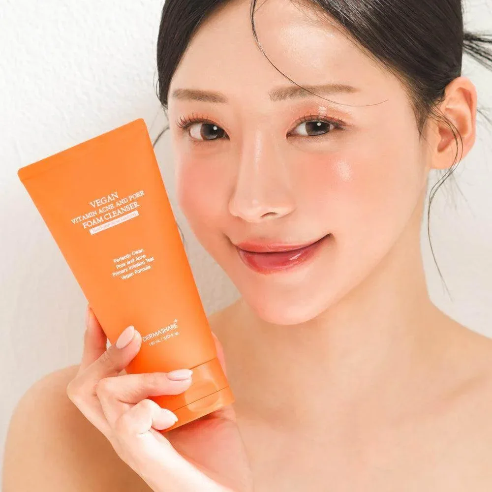 Dermashare - Vegan Vitamin Acne and Pore Foam Cleanser 150ml - Image 2