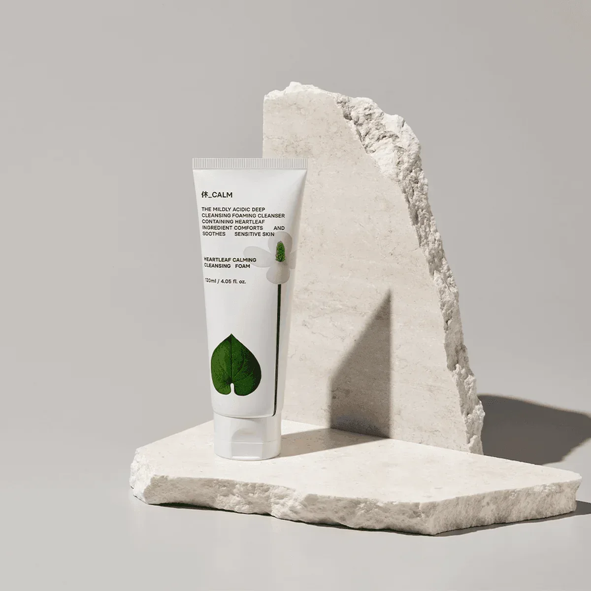 Hue_Calm - Heartleaf Calming Cleansing Foam 120ml - Image 2
