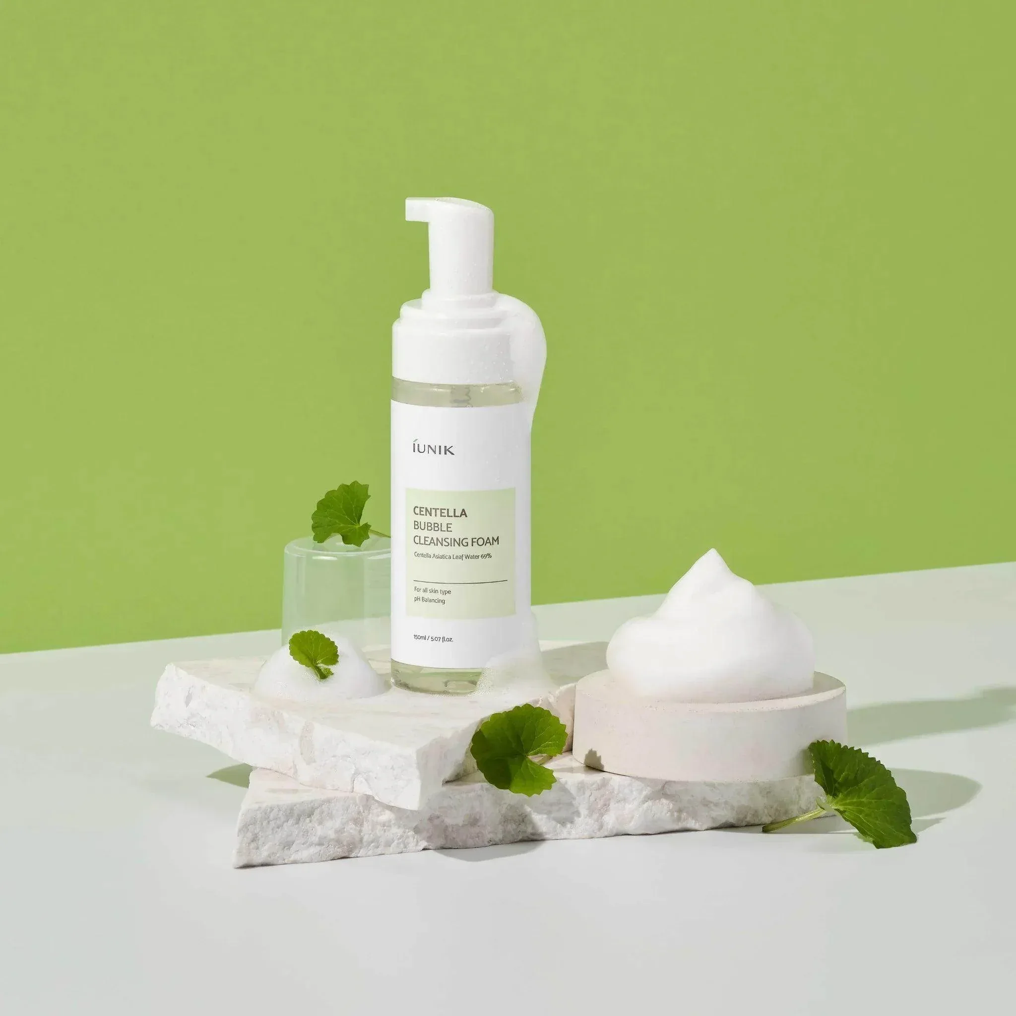 IUNIK - Centella Bubble Cleansing Foam 150ml - Image 3