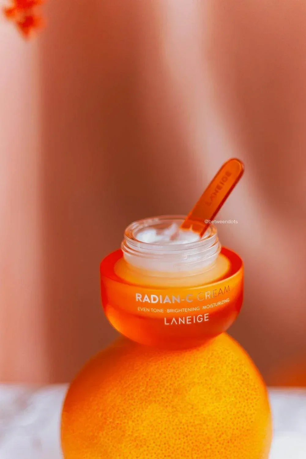 Laneige - Radian-C Cream Even Tone Brightening Moisturizing 30ml - Image 3