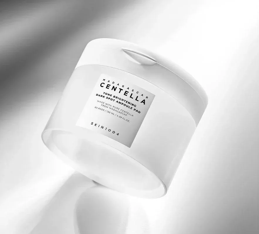 Skin1004 - Tone Brightening Dark Spot Ampoule 60 pads - Image 2