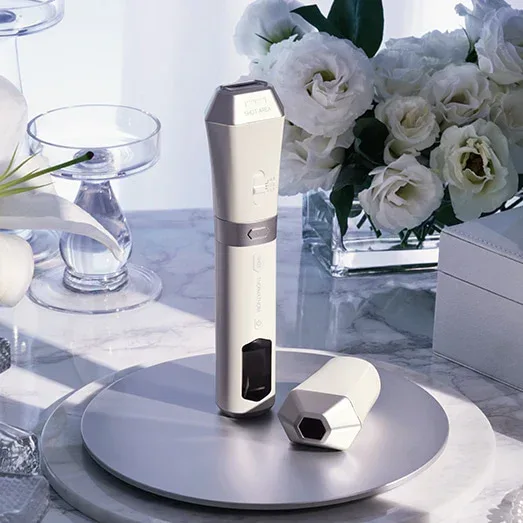 THERMATHERA Unlimited-Shot HIFU BEAUTY DEVICE + Booster Gel 200ml - Image 5