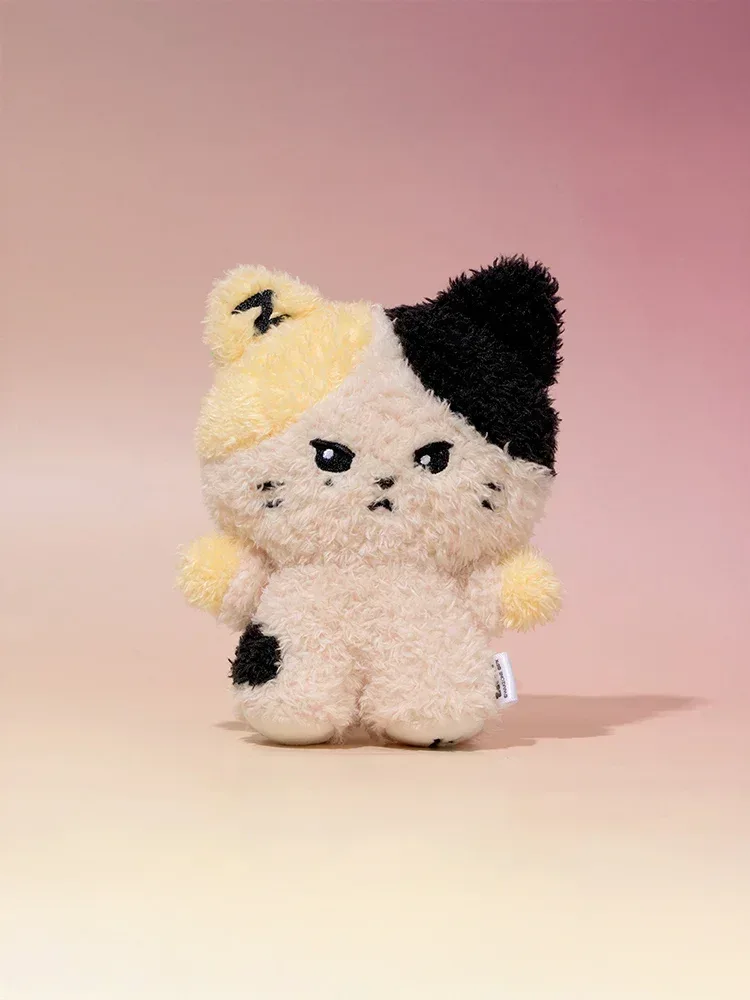 Zerobaseone - Zeroni Doll Portable Battery - Image 2